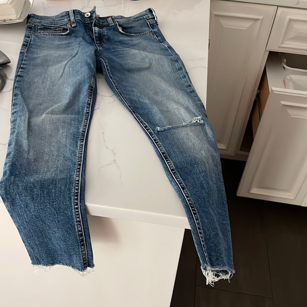 Rag and bone. Never worn cate mid rise skinny. Color Bloomfield size 27.